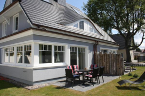 Haus Bugspriet Haegerende Zingst